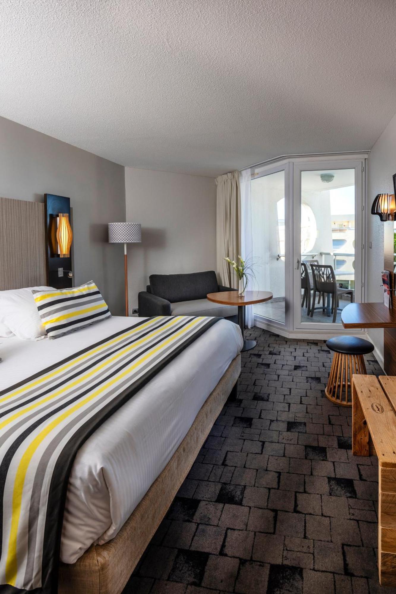 Thalazur Port-Camargue - Hotel & Spa Ле-Гро-дю-Руа Экстерьер фото