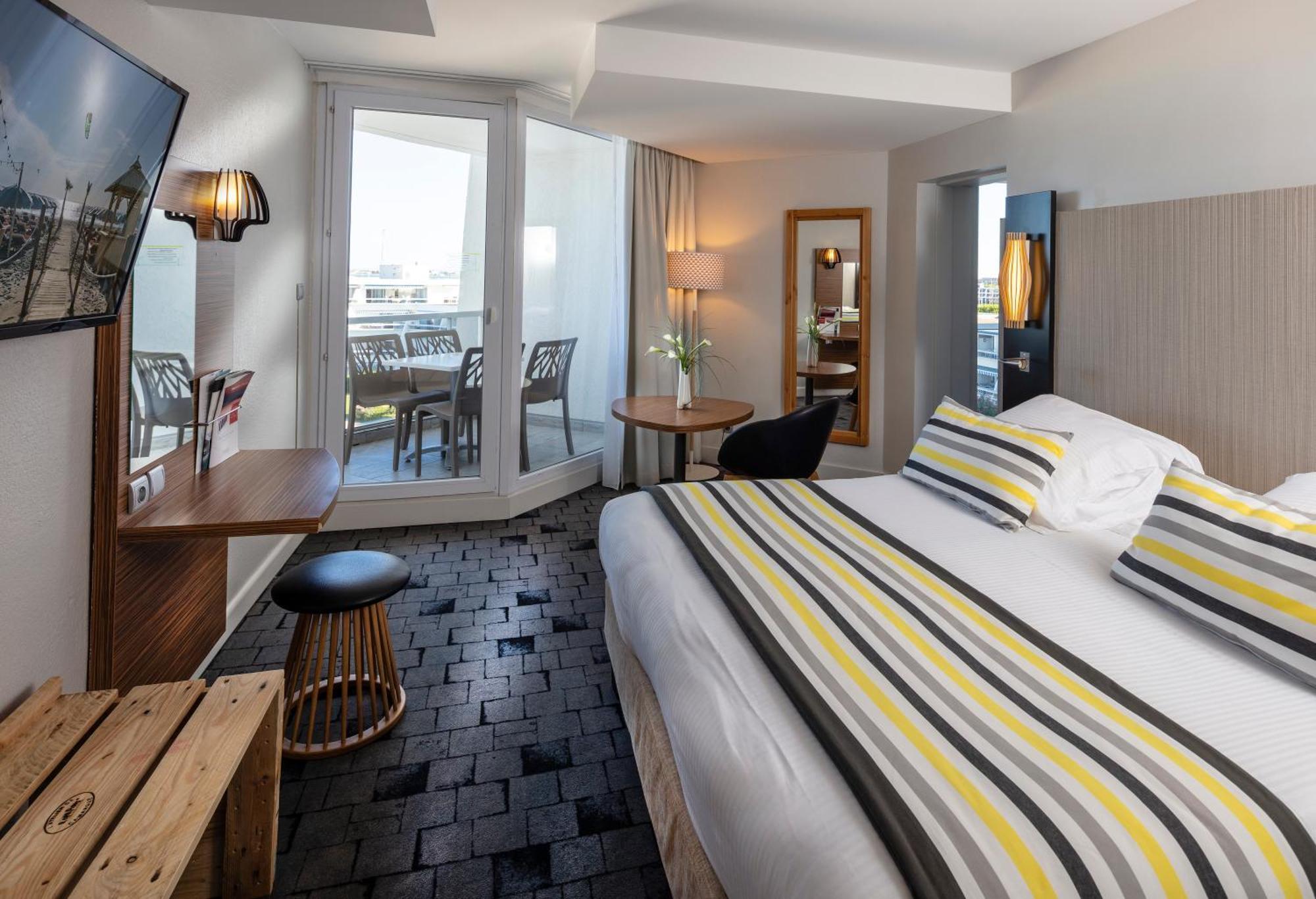 Thalazur Port-Camargue - Hotel & Spa Ле-Гро-дю-Руа Экстерьер фото